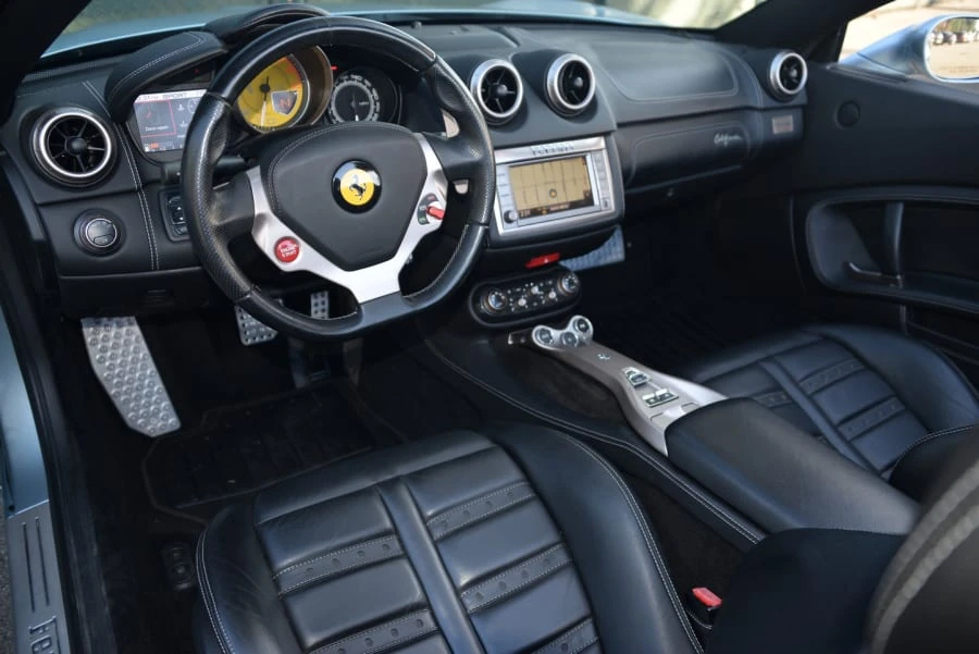 2012 Ferrari California - Image 5 of 7