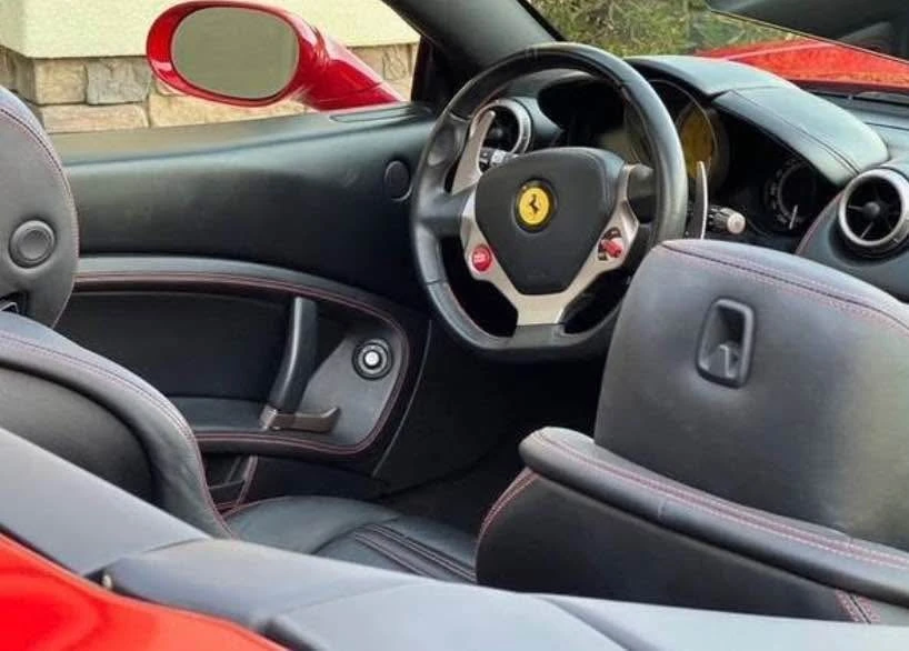 2012 Ferrari California - Image 7 of 10
