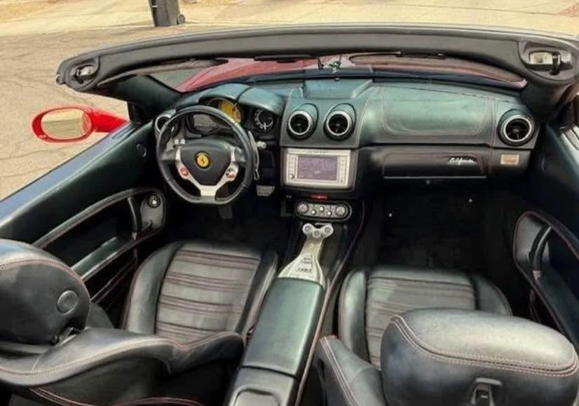 2012 Ferrari California - Image 4 of 10
