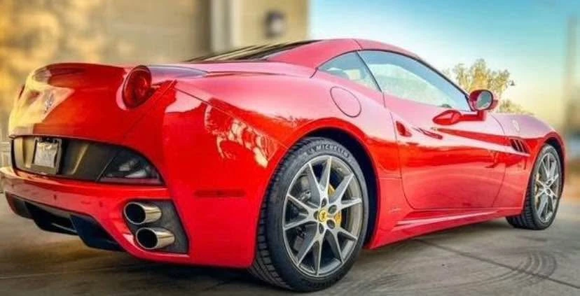 2012 Ferrari California - Image 3 of 10