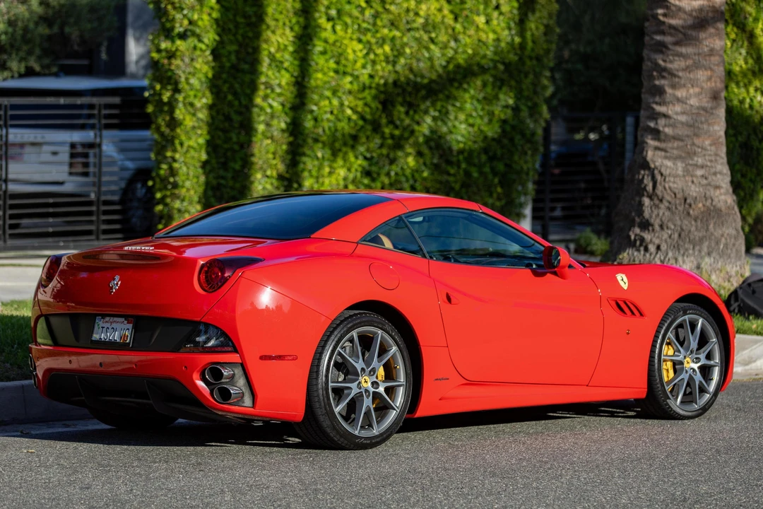 2012 Ferrari California - Image 4 of 31