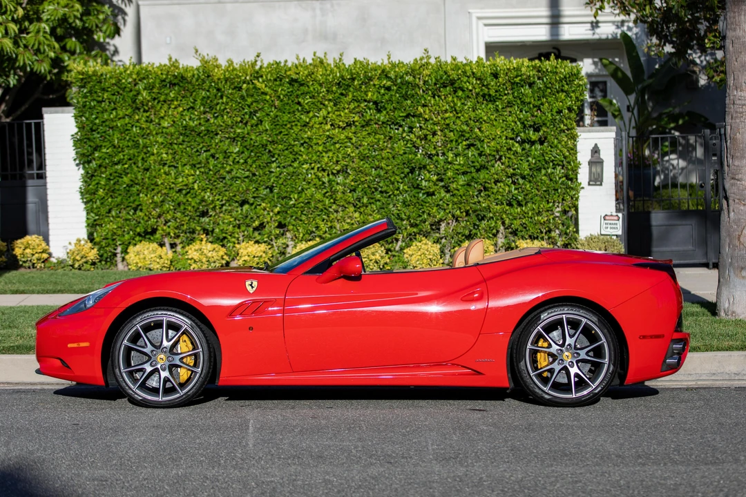 2012 Ferrari California - Image 6 of 31