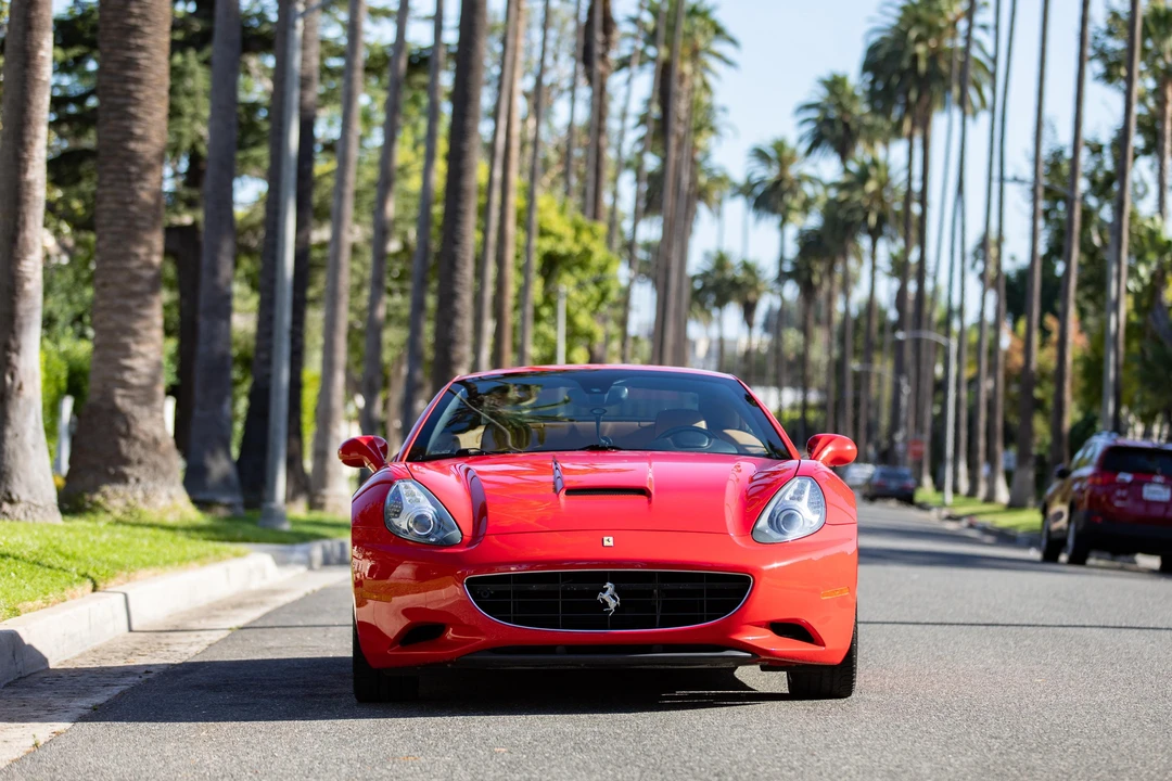 2012 Ferrari California - Image 12 of 31