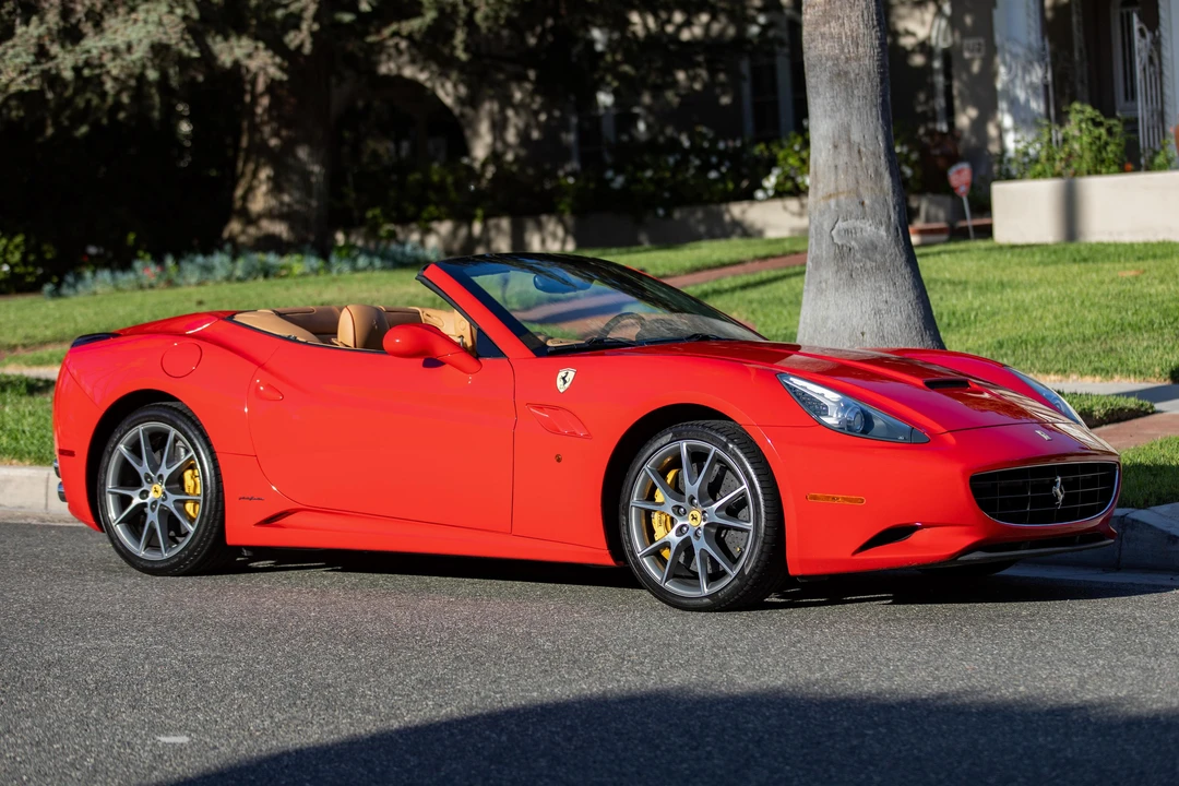 2012 Ferrari California - Image 10 of 31