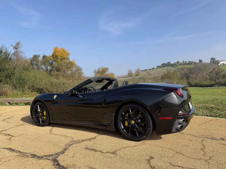 2012 Ferrari California - Image 13 of 31