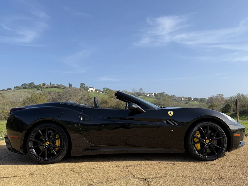 2012 Ferrari California - Image 19 of 31