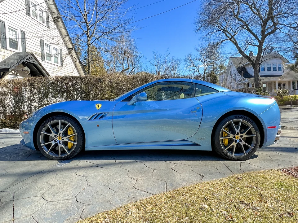 2012 Ferrari California - Image 3 of 31