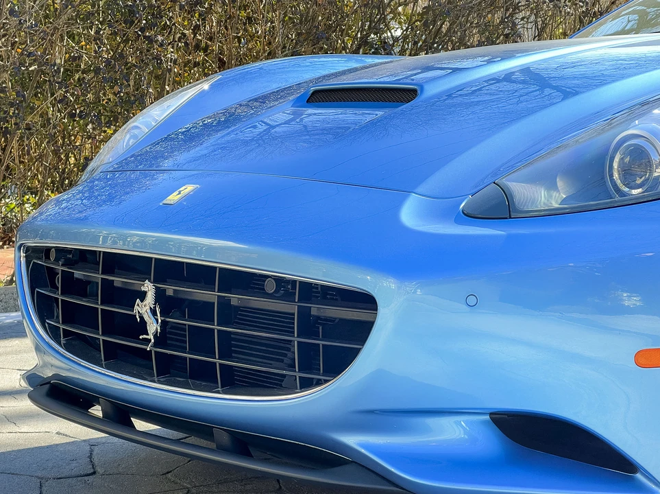 2012 Ferrari California - Image 12 of 31