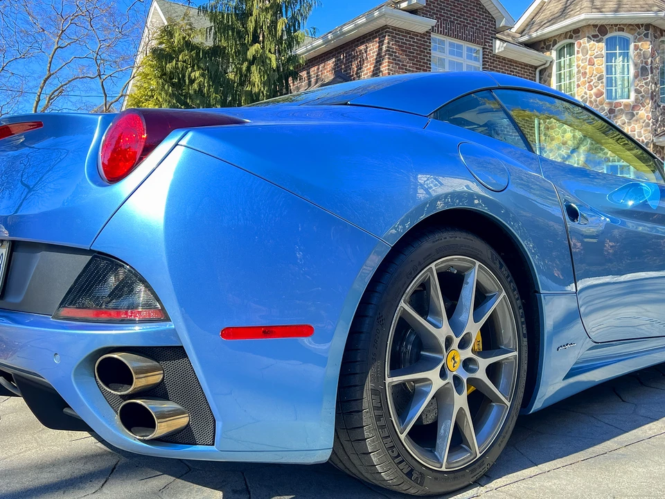 2012 Ferrari California - Image 24 of 31