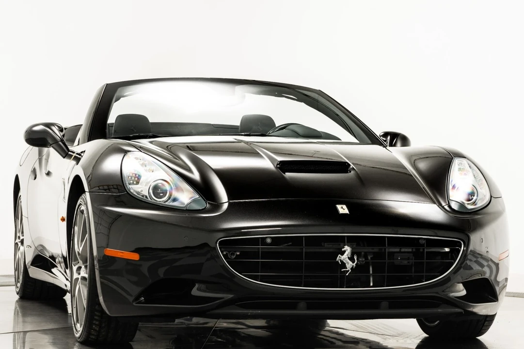 2012 Ferrari California - Image 3 of 12