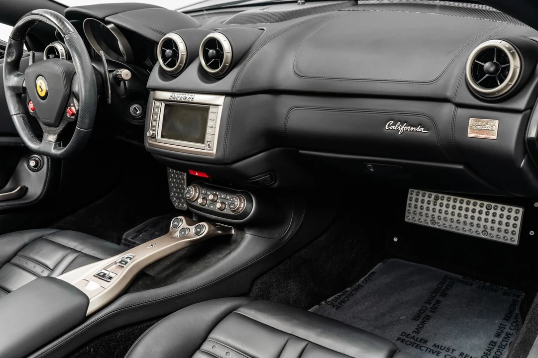 2012 Ferrari California - Image 14 of 21