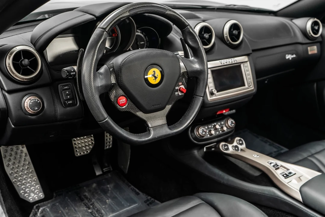 2012 Ferrari California - Image 13 of 21