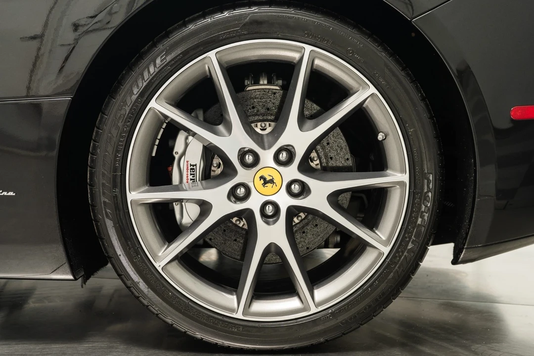 2012 Ferrari California - Image 11 of 12