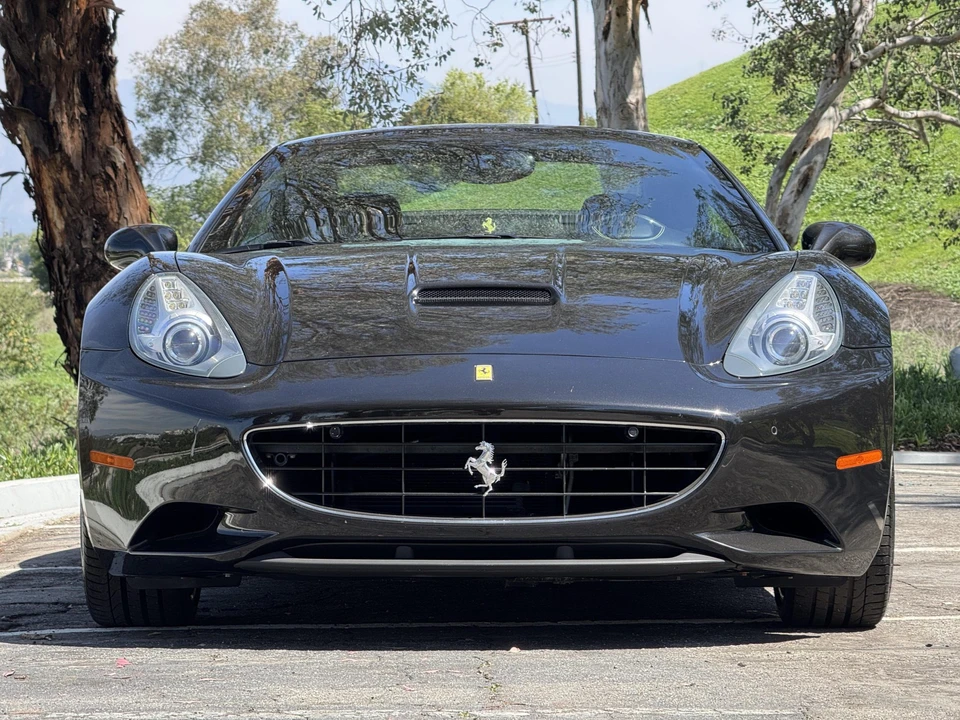 2012 Ferrari California - Image 24 of 31