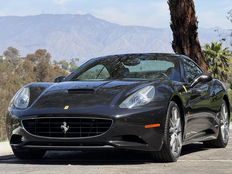 2012 Ferrari California - Image 23 of 31