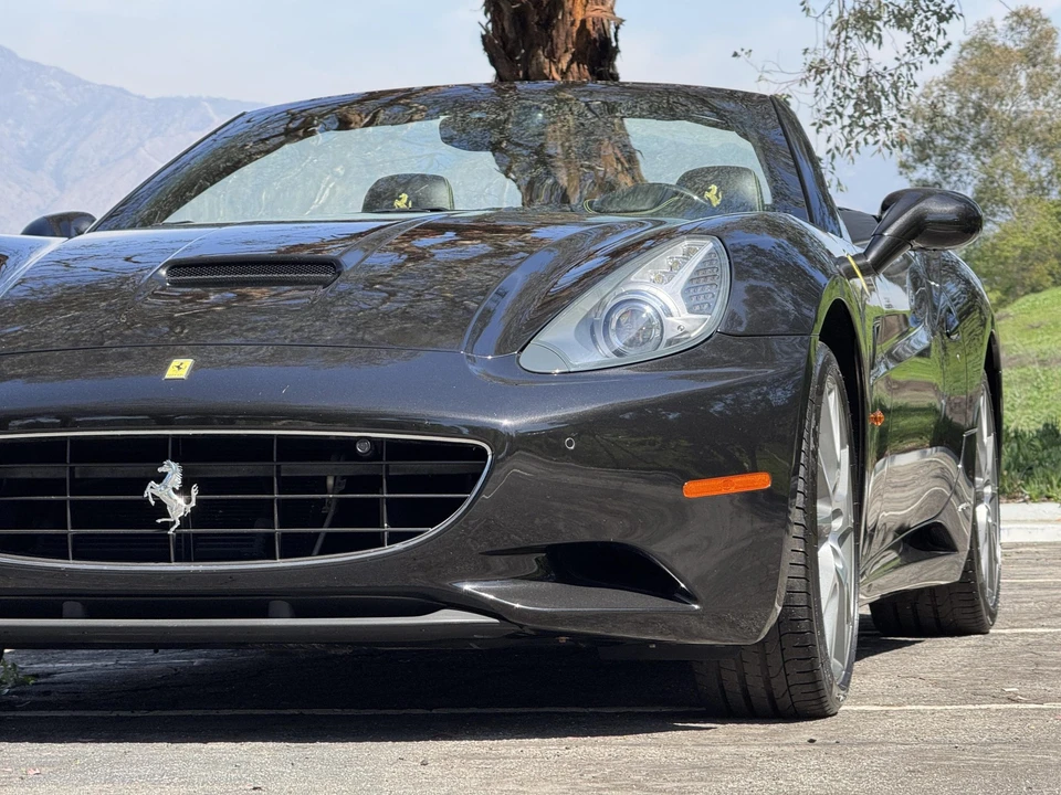 2012 Ferrari California - Image 29 of 31