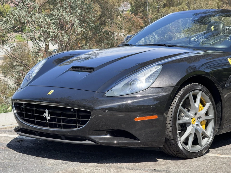 2012 Ferrari California - Image 28 of 31