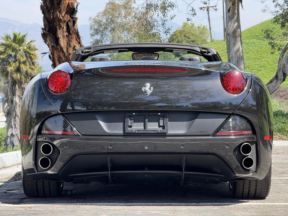 2012 Ferrari California - Image 11 of 31