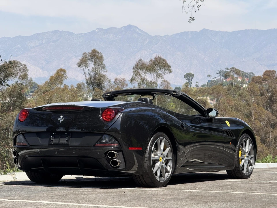 2012 Ferrari California - Image 6 of 31
