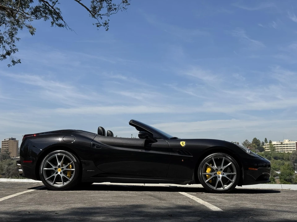 2012 Ferrari California - Image 4 of 31