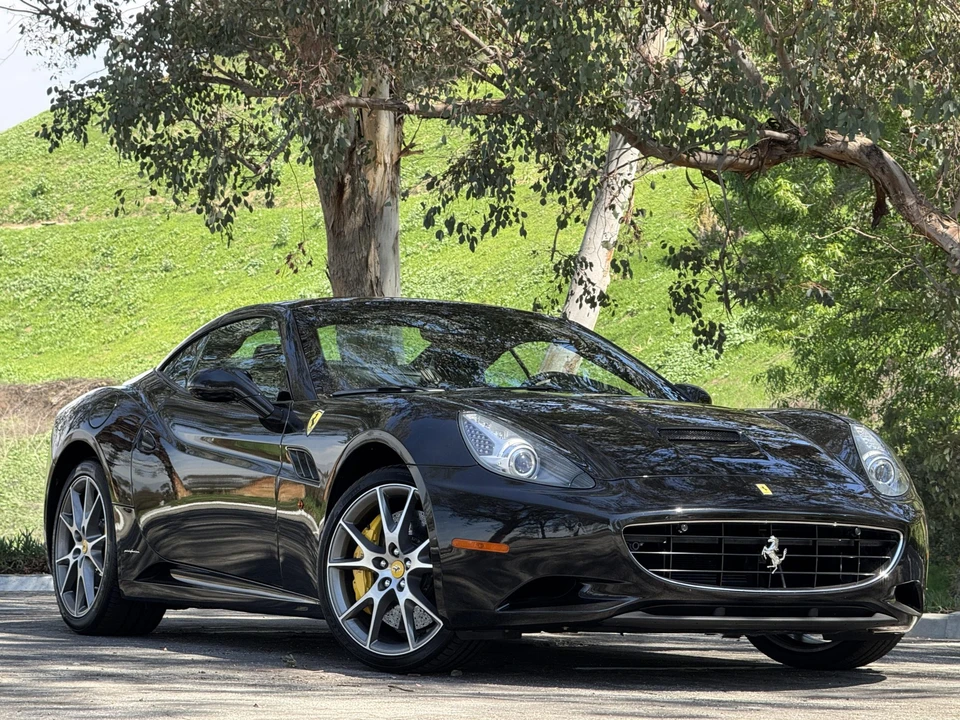 2012 Ferrari California - Image 3 of 31