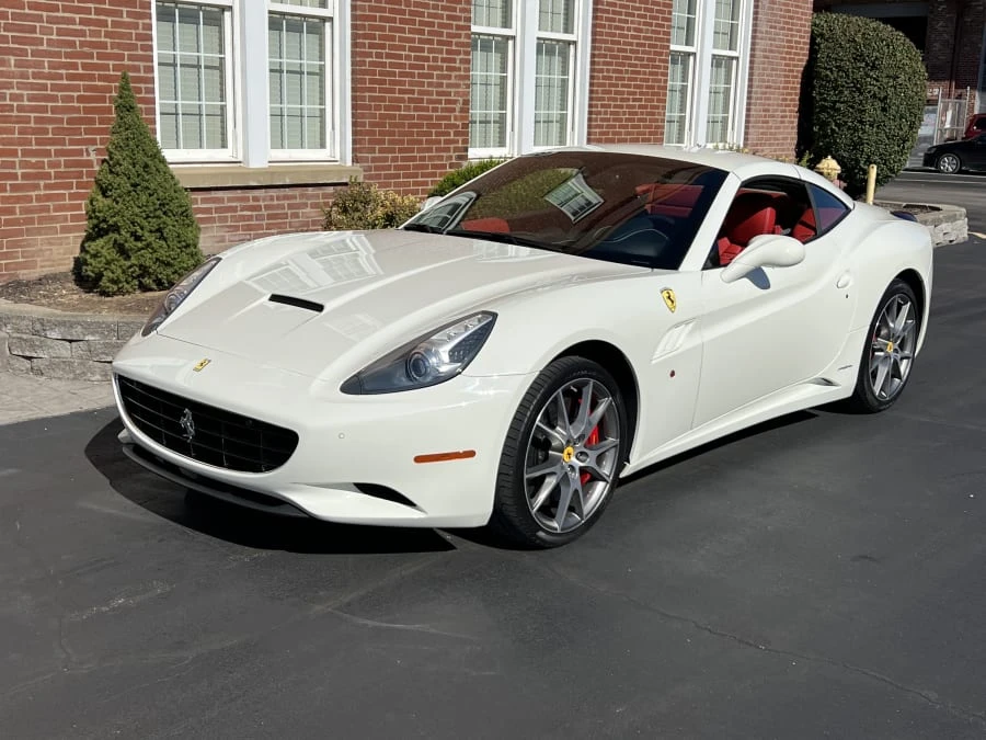 2012 Ferrari California - Image 9 of 11