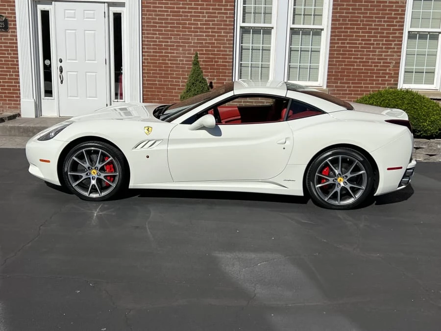 2012 Ferrari California - Image 10 of 11