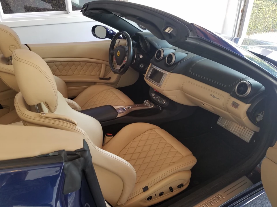 2012 Ferrari California - Image 23 of 31