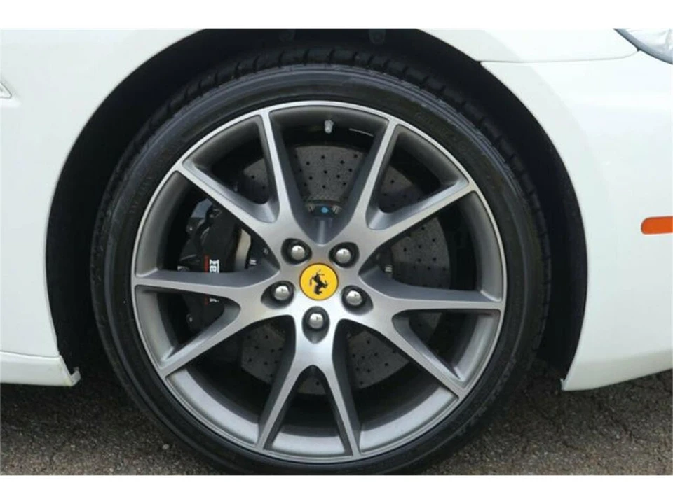 2012 Ferrari California - Image 22 of 24
