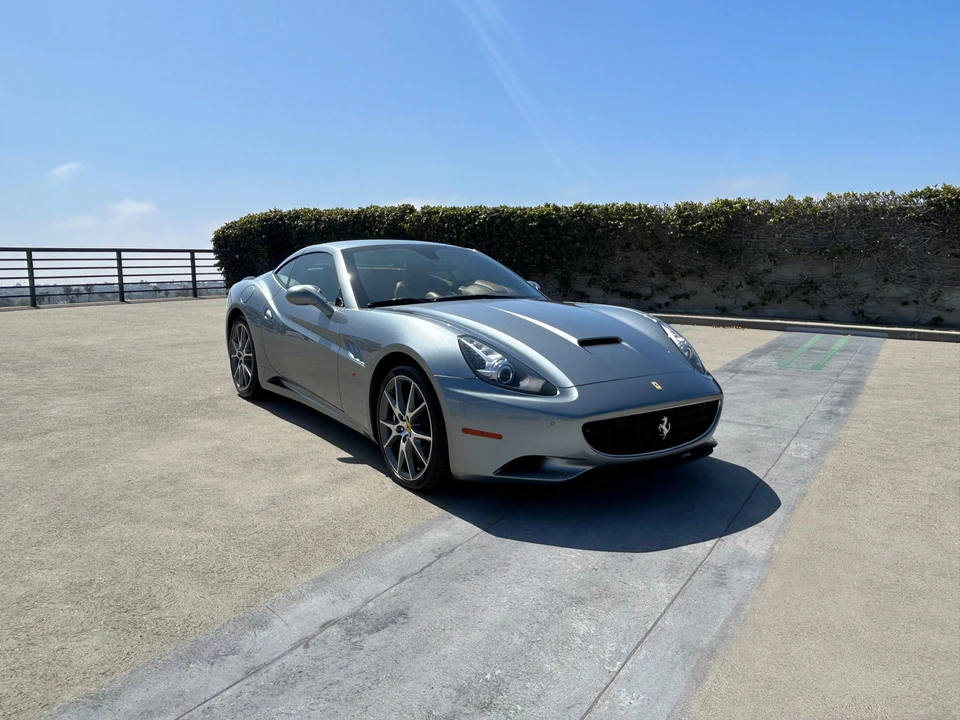 2012 Ferrari California - Image 23 of 31