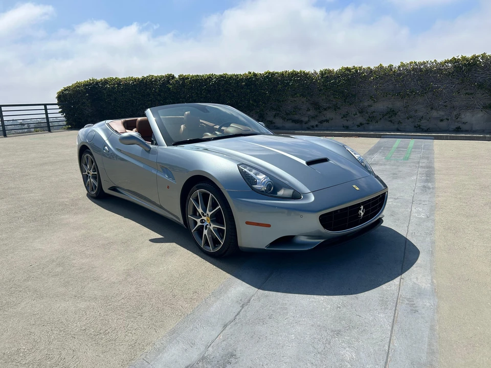 2012 Ferrari California - Image 10 of 31