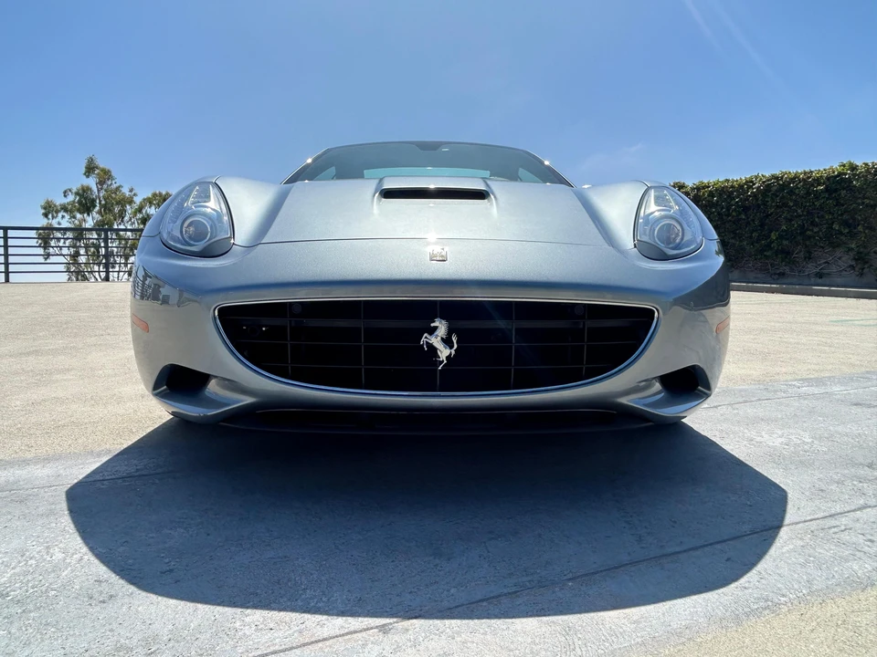 2012 Ferrari California - Image 11 of 31