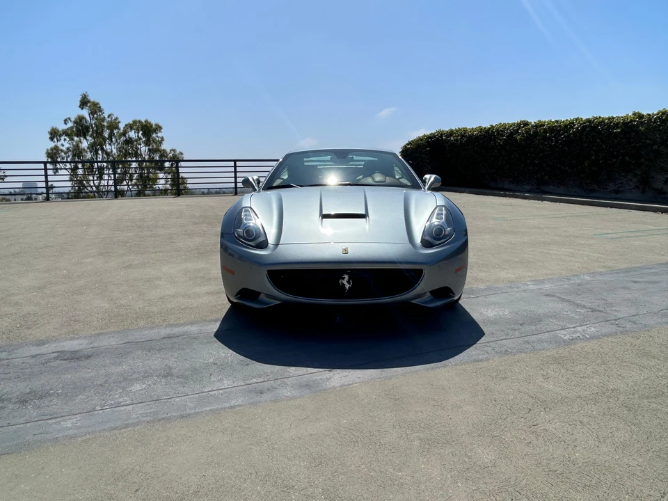 2012 Ferrari California - Image 6 of 31
