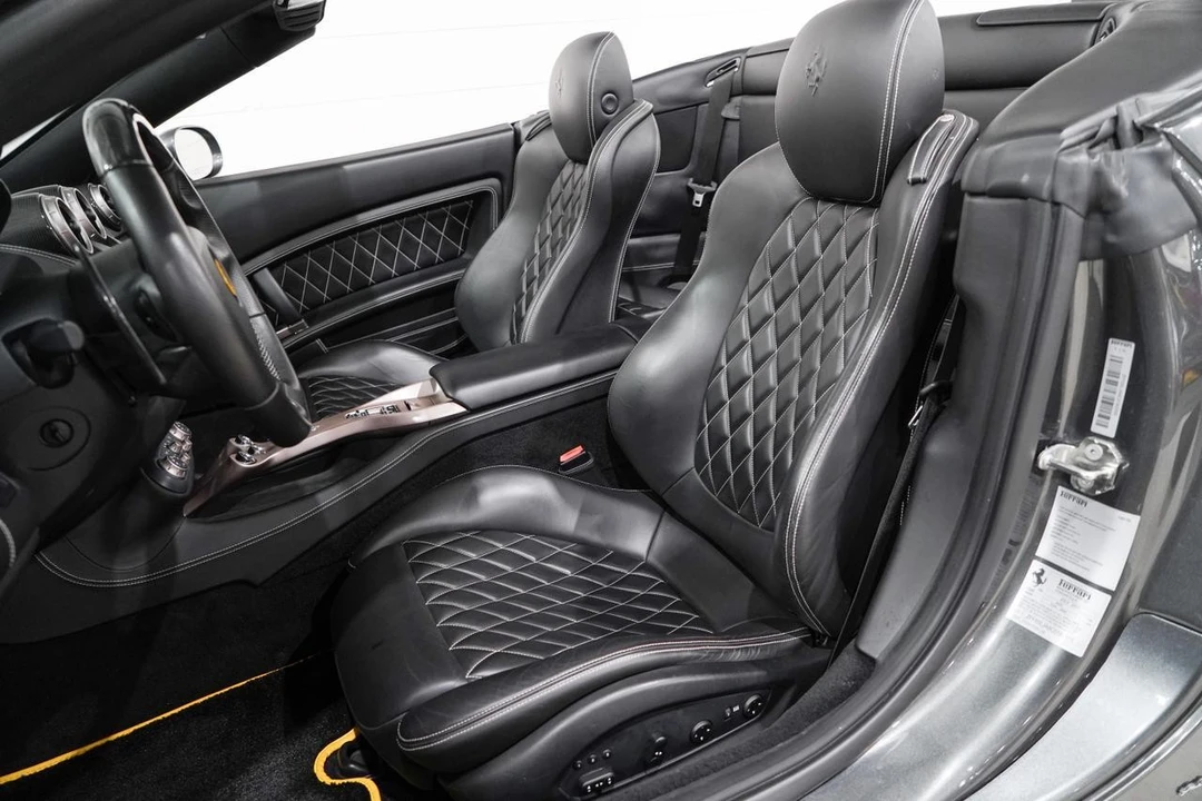 2012 Ferrari California - Image 9 of 21