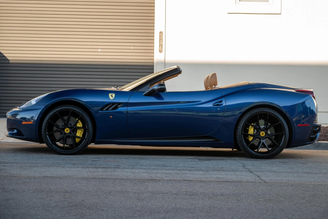 2012 Ferrari California - Image 3 of 31