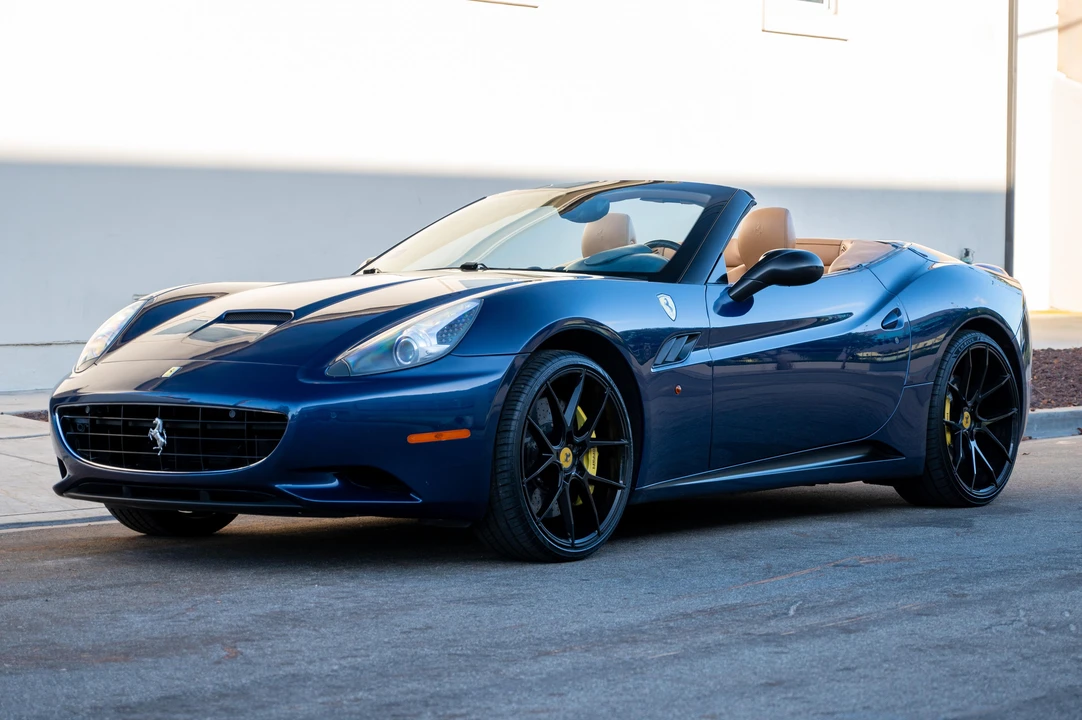 2012 Ferrari California - Image 15 of 31