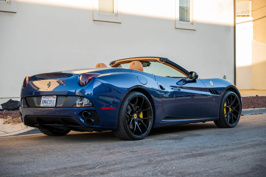 2012 Ferrari California - Image 19 of 31