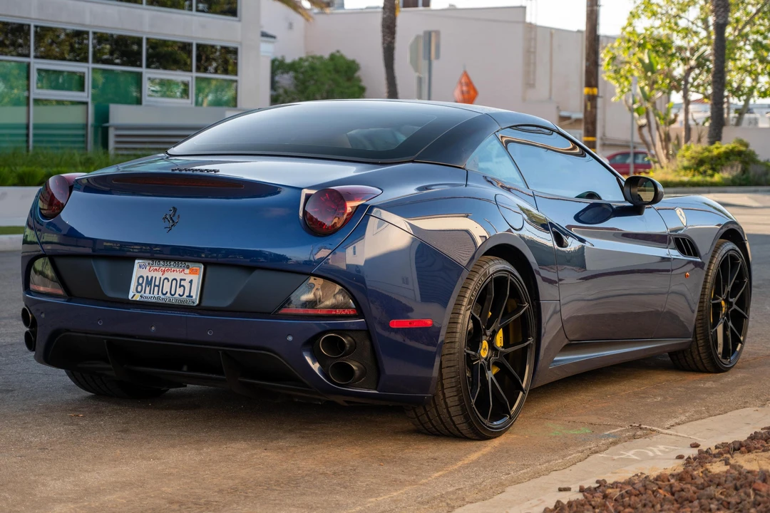 2012 Ferrari California - Image 4 of 31