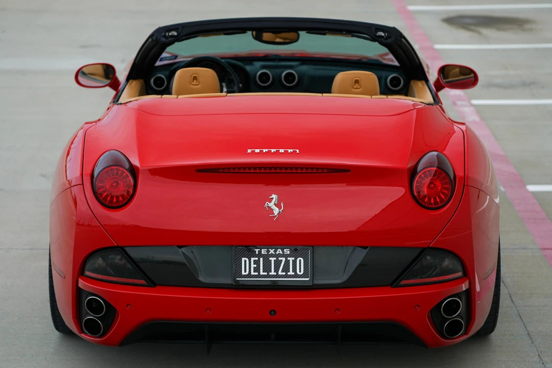 2012 Ferrari California - Image 5 of 31