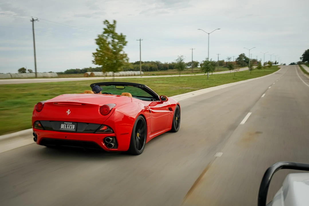 2012 Ferrari California - Image 9 of 31