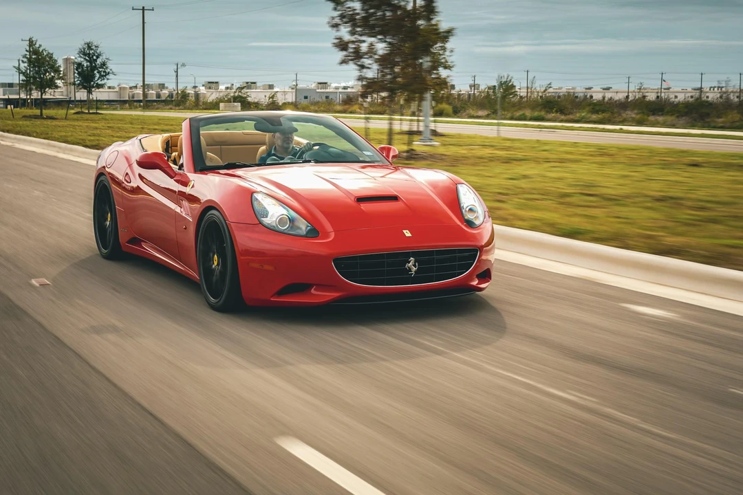 2012 Ferrari California - Image 14 of 31