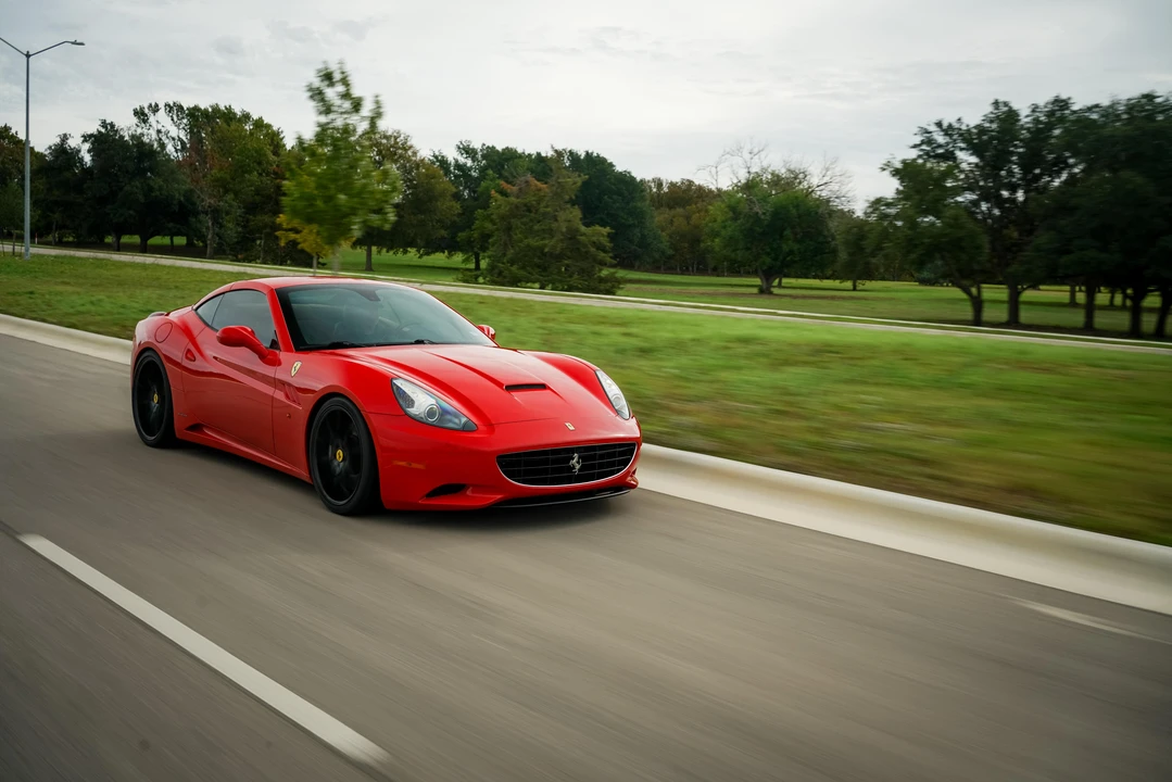 2012 Ferrari California - Image 25 of 31