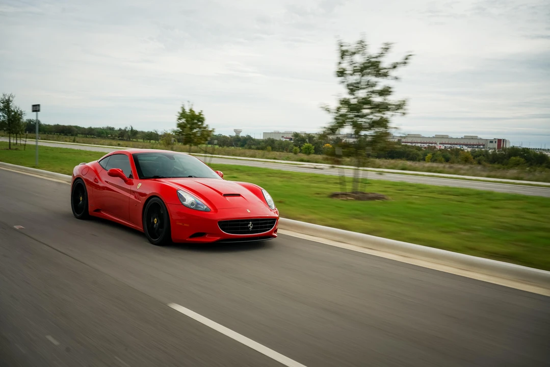 2012 Ferrari California - Image 26 of 31