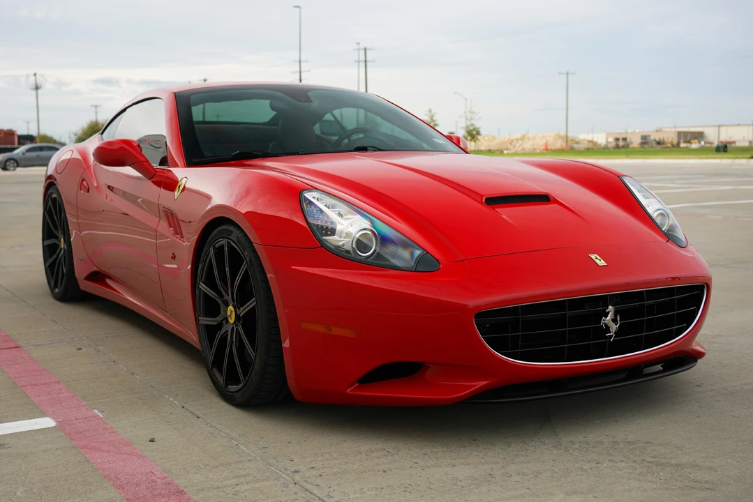2012 Ferrari California - Image 28 of 31