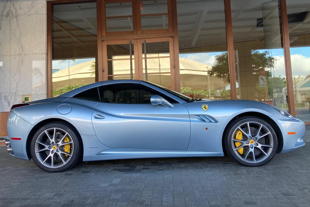 2012 Ferrari California - Image 3 of 31