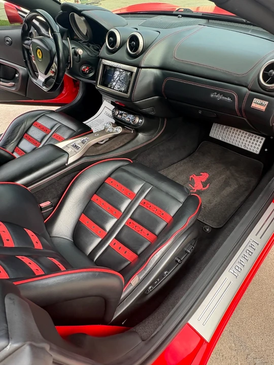 2012 Ferrari California - Image 28 of 31