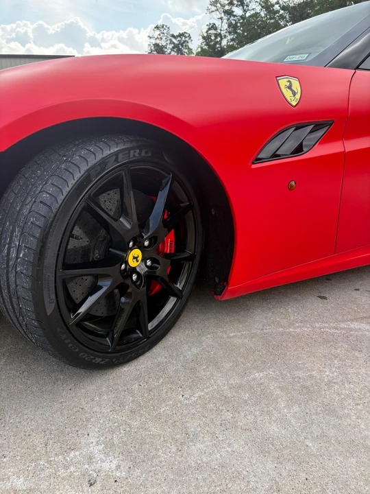 2012 Ferrari California - Image 18 of 31