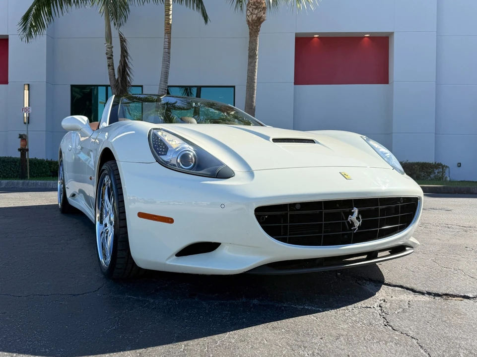 2012 Ferrari California - Image 7 of 21