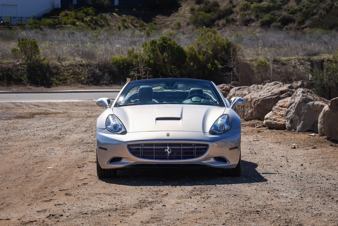 2012 Ferrari California - Image 4 of 31