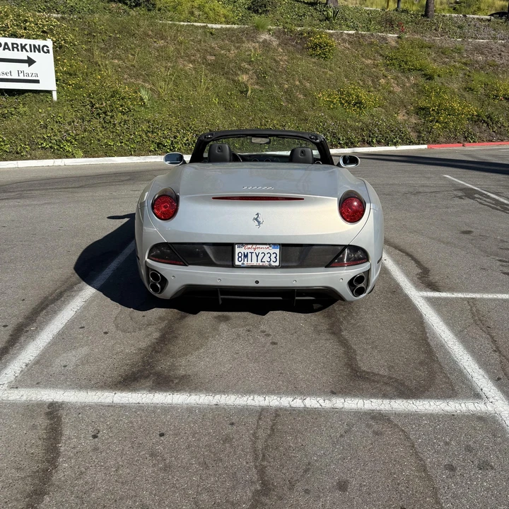 2012 Ferrari California - Image 10 of 31